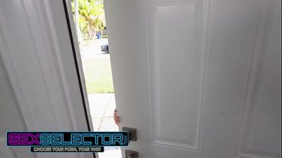 SEX SELECTOR – Luna Legend Needs Help Hiding From The Cops.. What Will You Do? If You Help Maybe She Can Repay You